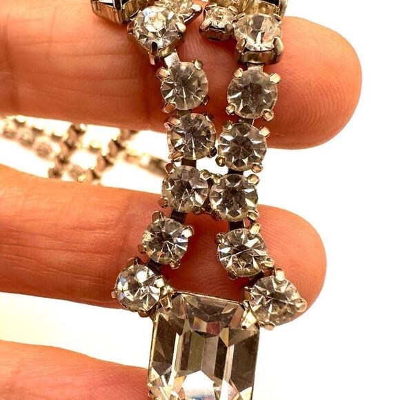 Rhinestone necklace - Picture 5 of 9